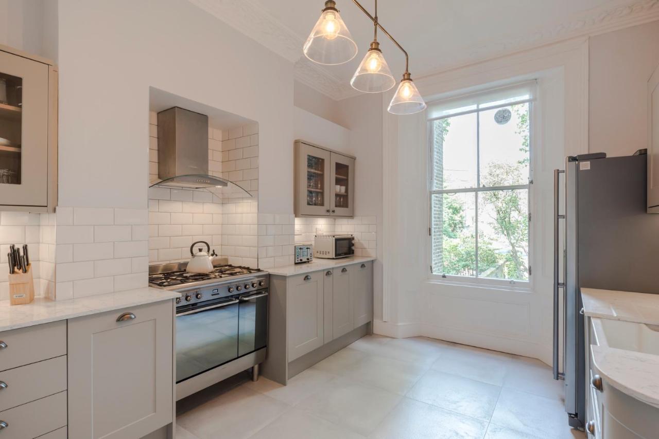 Lux And Spacious 4 Bedroom Apt Camden Лондон Екстериор снимка