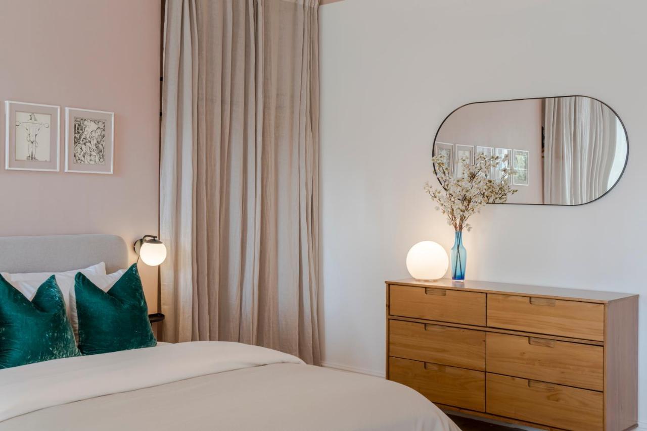 Lux And Spacious 4 Bedroom Apt Camden Лондон Екстериор снимка